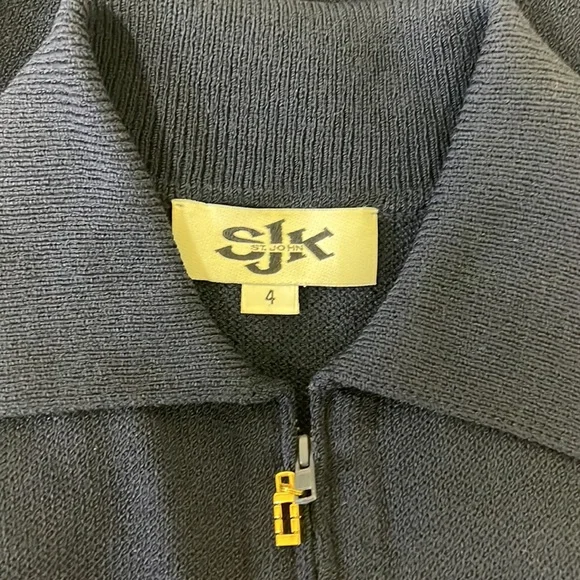 ST JOHN Vintage SJK Navy Blue Knit Zipper Jacket Gold Cloisonne Charm Size 4 - Picture 9 of 11